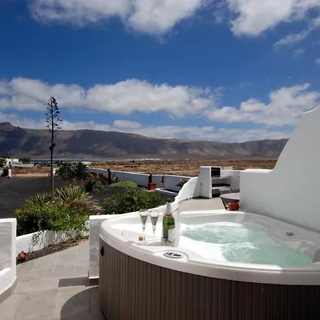 Casa Caleta Villa
