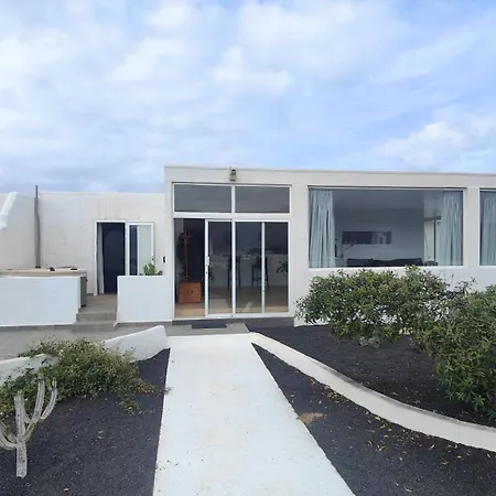 Casa Caleta Villa